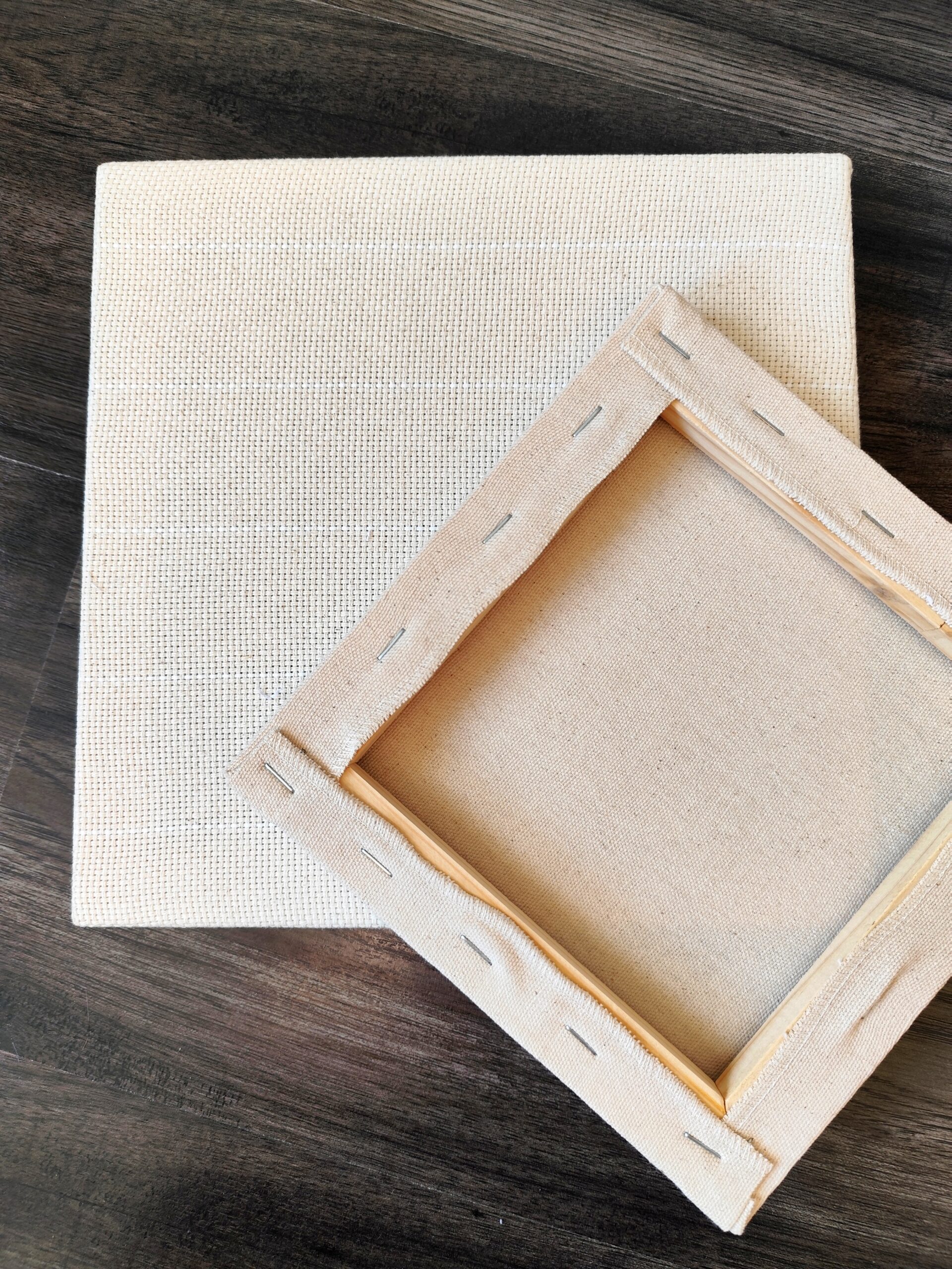 Hímzővászon kerettel -kicsi-